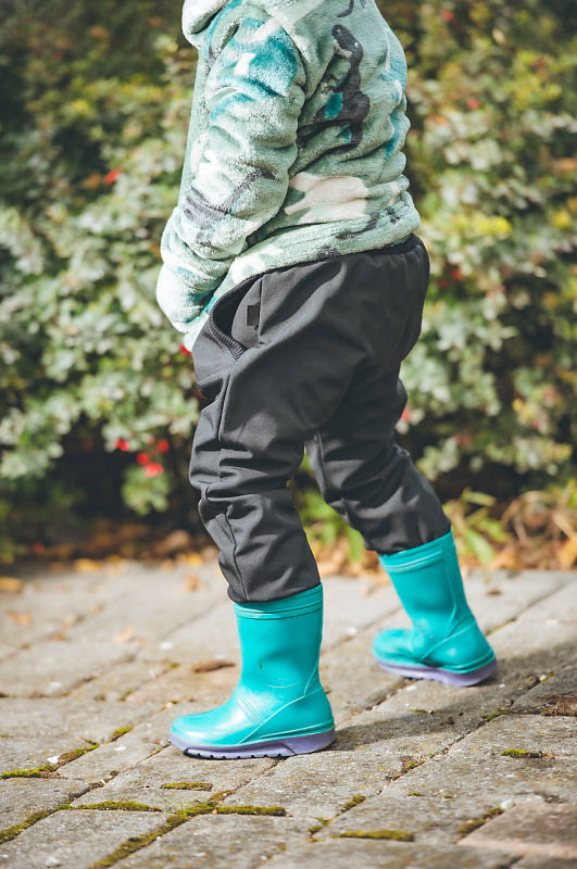 Elastické softshell nohavice pudlové čierne 1